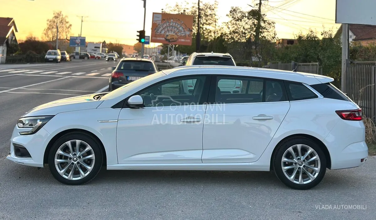 Renault Megane 2018 photo 5