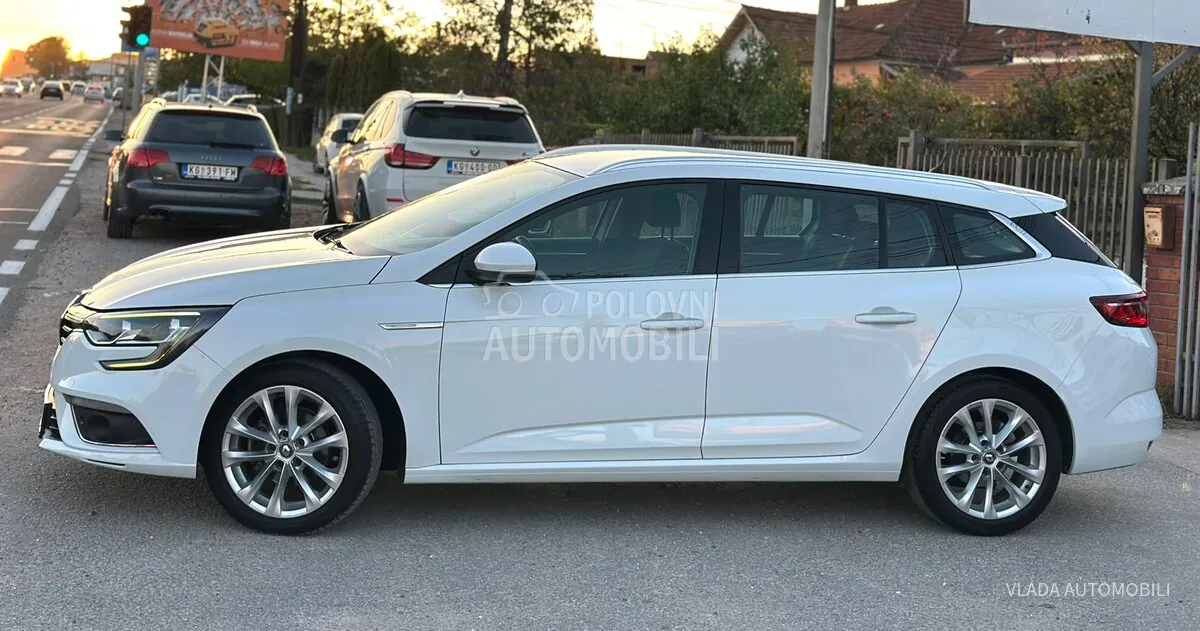 Renault Megane 2018 photo 3