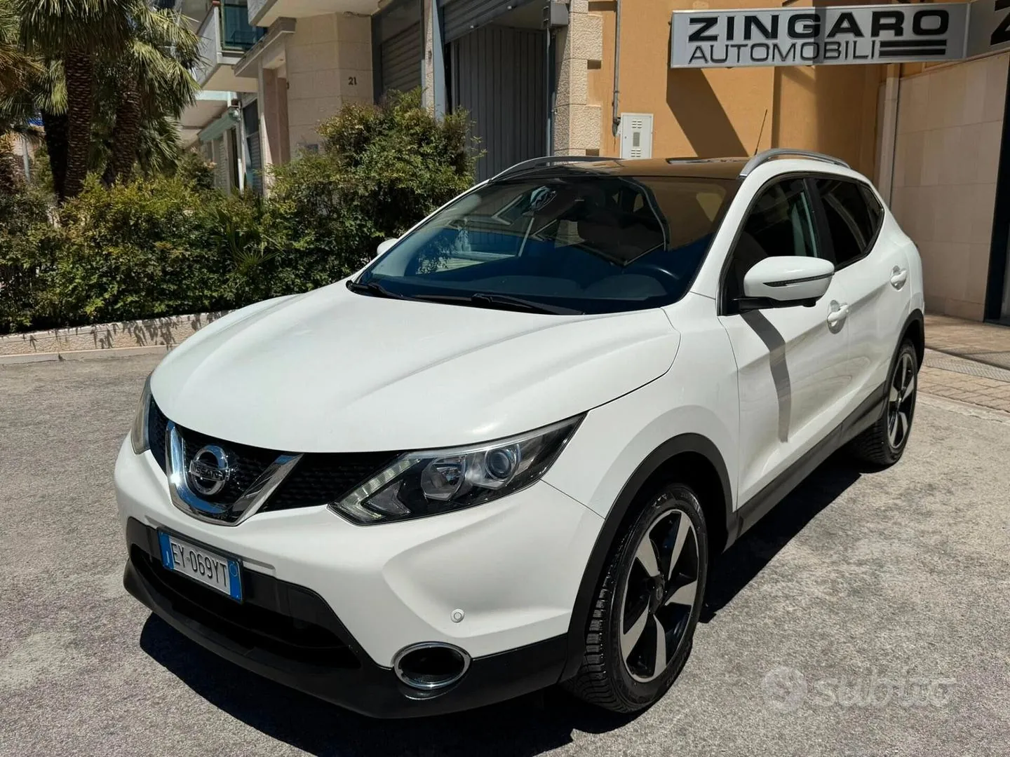 Nissan Qashqai 2015 photo 3