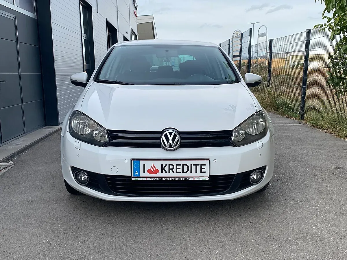 Volkswagen Golf 2010 photo 2