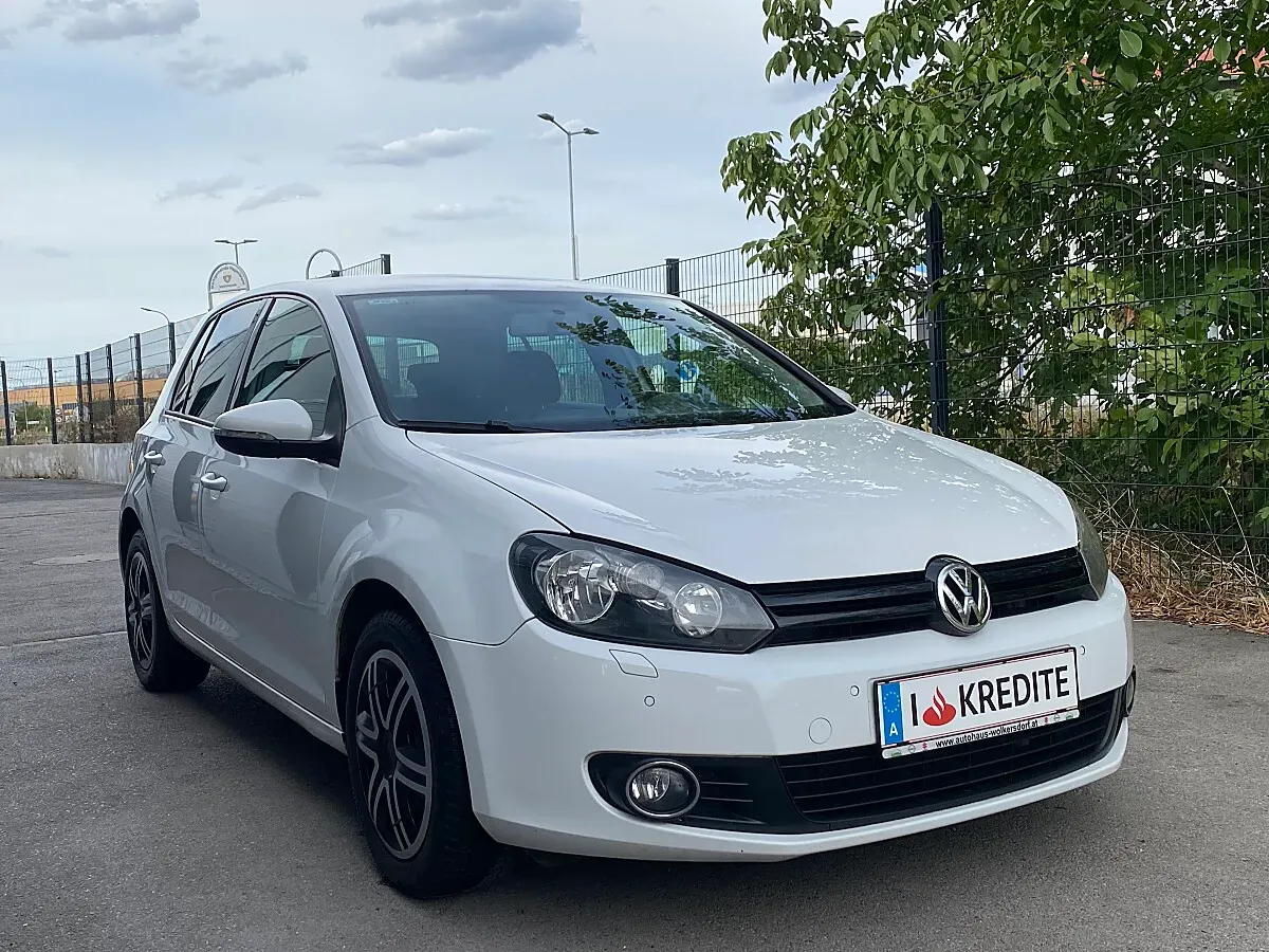 Volkswagen Golf 2010 photo 3