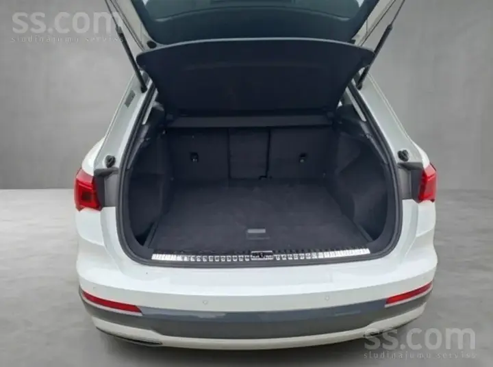 Audi Q3 2020 photo 5