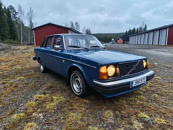 Volvo 244