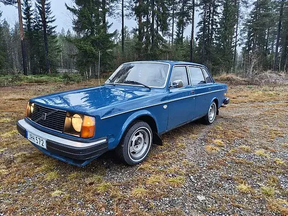Volvo 244 1977 photo 2
