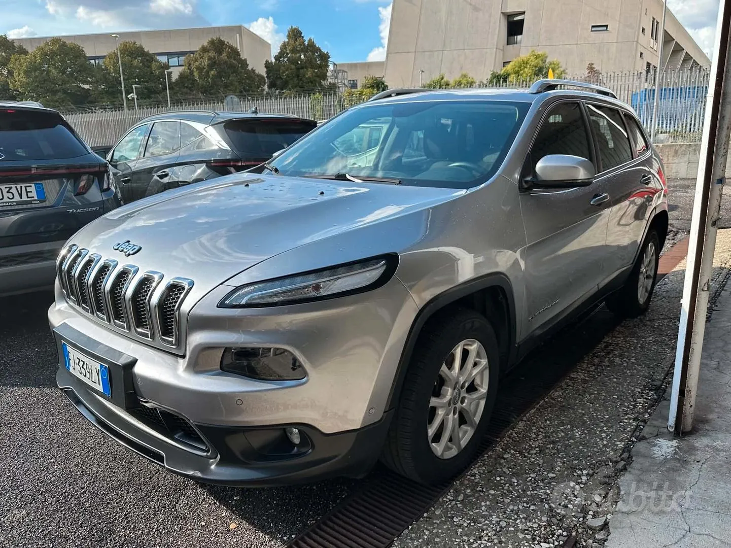 Jeep Cherokee