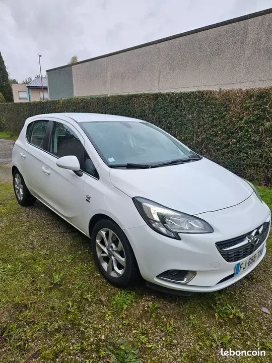 Opel Corsa 2019 photo 2