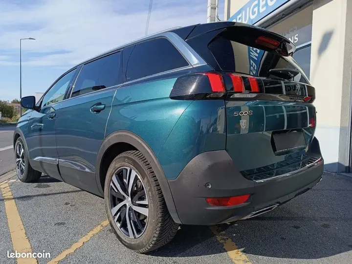 Peugeot 5008 2018 photo 3