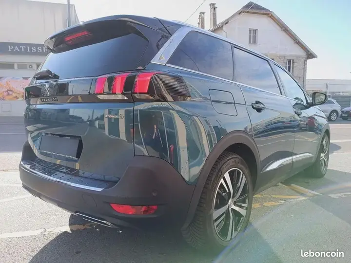 Peugeot 5008 2018 photo 4