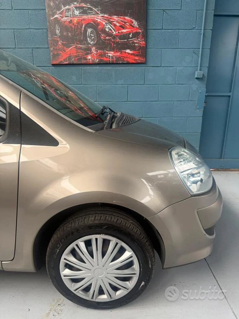 Renault Modus 2010 photo 3