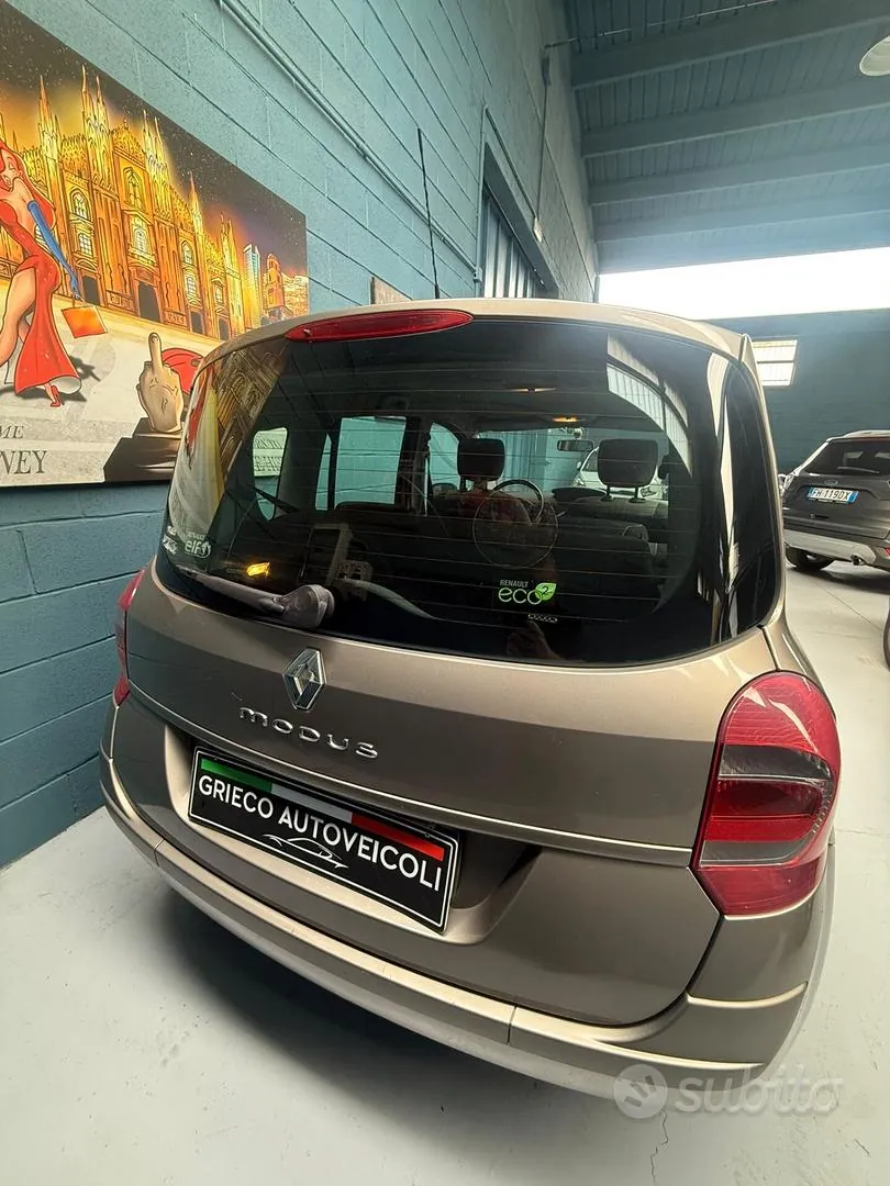 Renault Modus 2010 photo 4