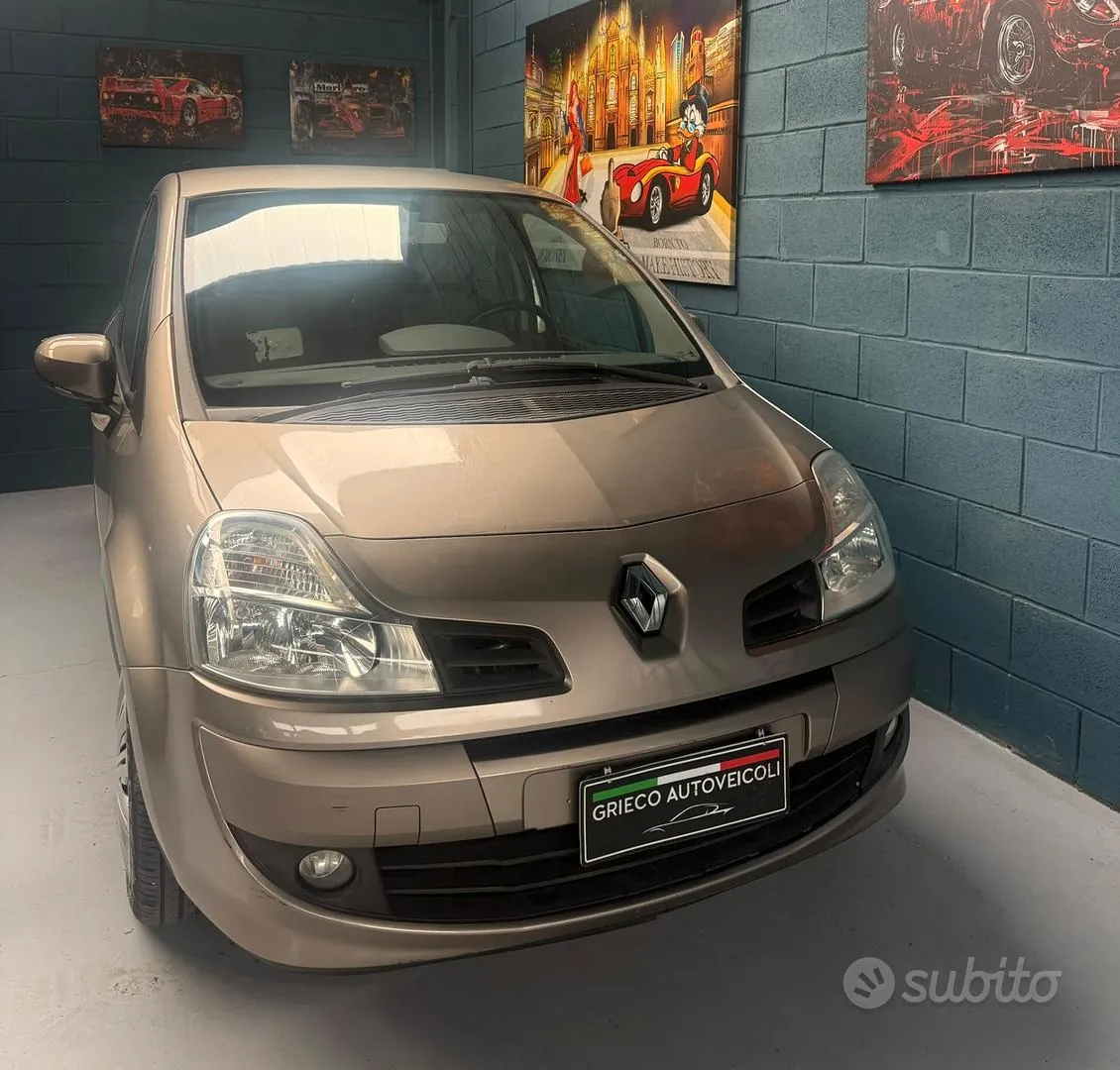 Renault Modus 2010 photo 2