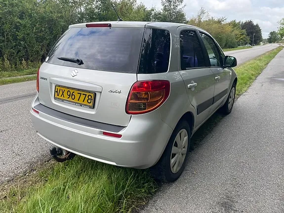 Suzuki Sx4 2008 photo 2