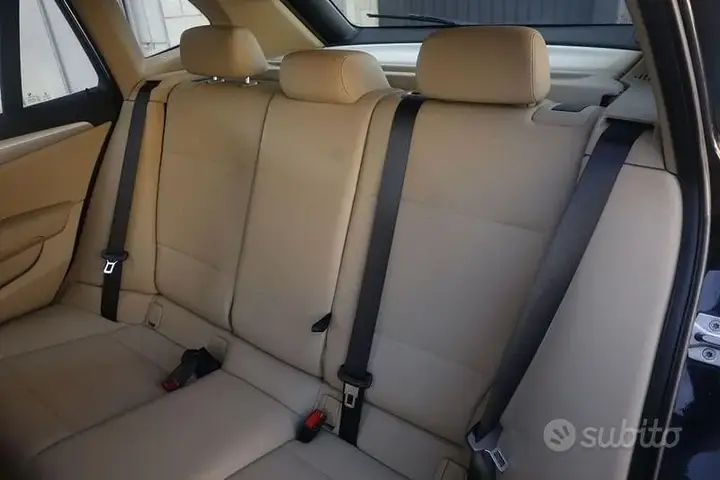 BMW X1 2015 photo 3