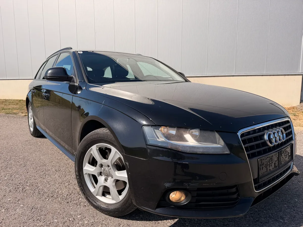 Audi A4 2009 photo 3