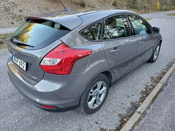 Ford Focus 2013 photo 5