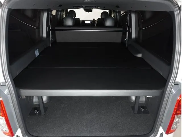 Toyota Hiace 2025 photo 4