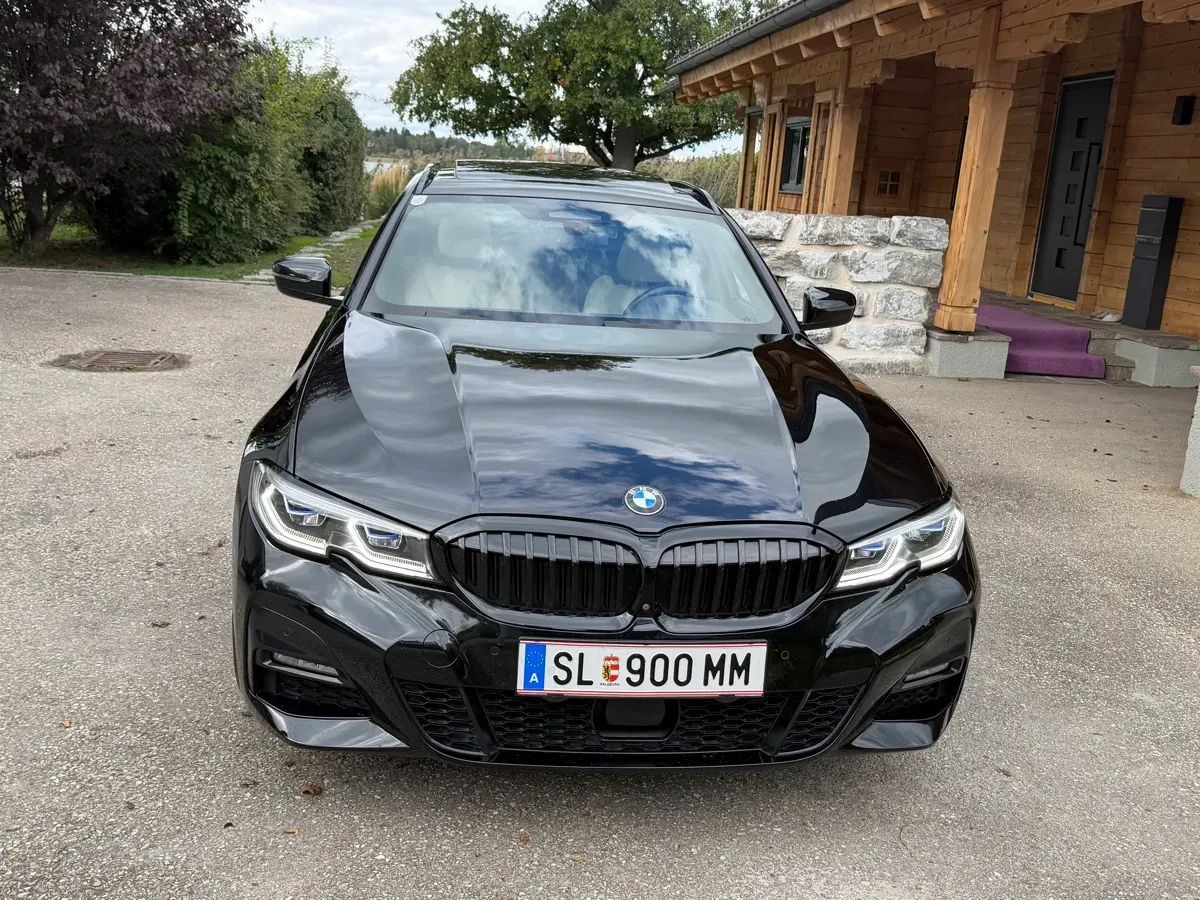 BMW 3 Series 2020 photo 3