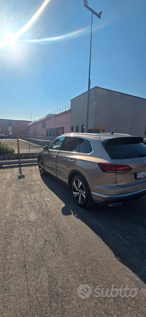 Volkswagen Touareg 2018 photo 4