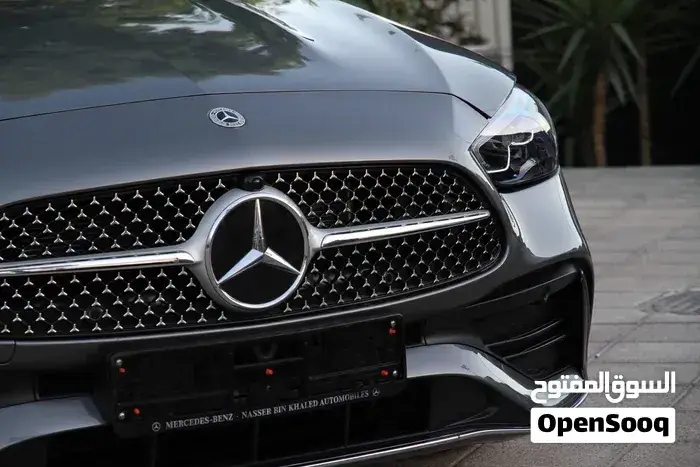 Mercedes-Benz C-Class 2024 photo 2