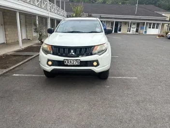 Mitsubishi Triton 2017 photo 3