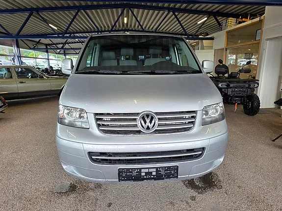 Volkswagen Caravelle 2007 photo 2
