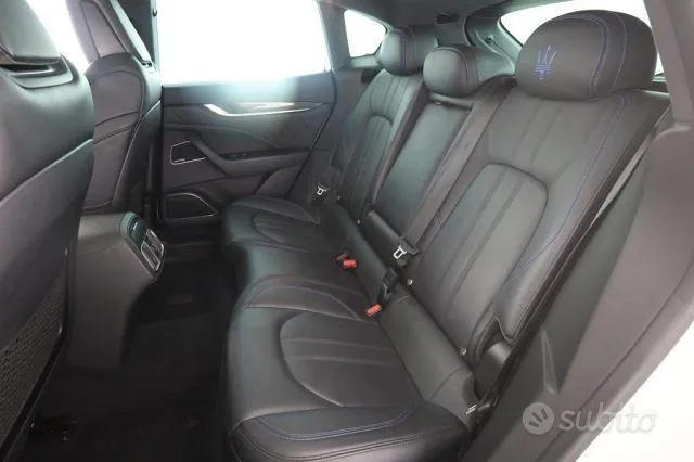 Maserati Levante 2023 photo 3