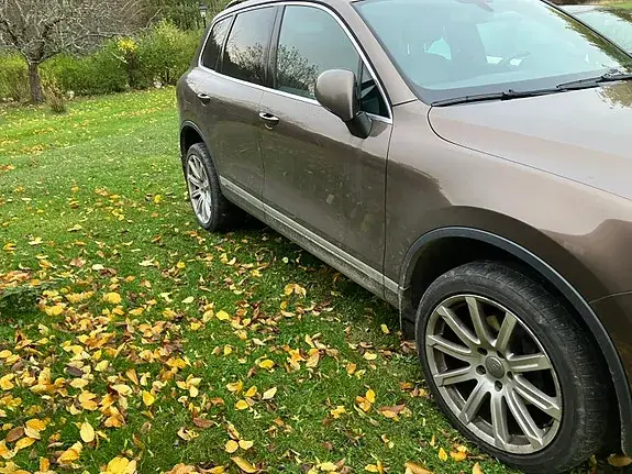 Volkswagen Touareg 2012 photo 3