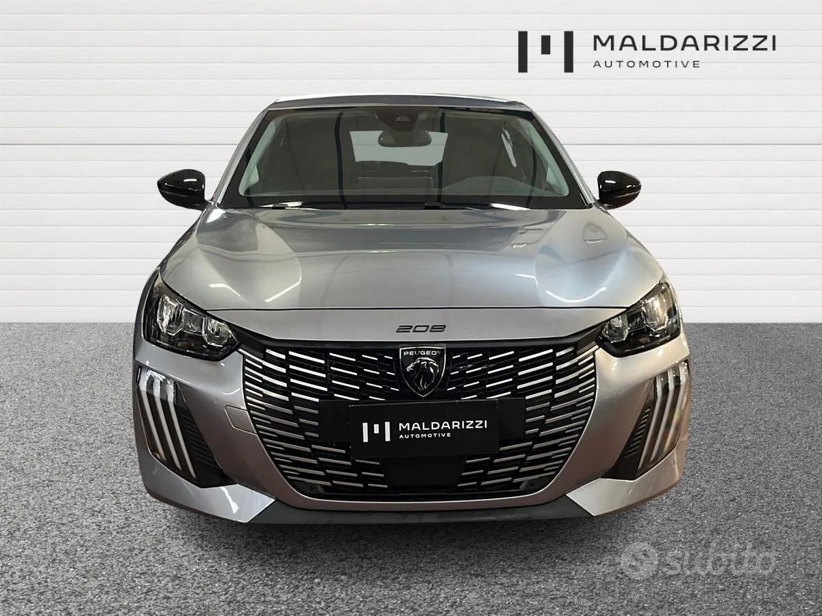 Peugeot 208 2025 photo 2