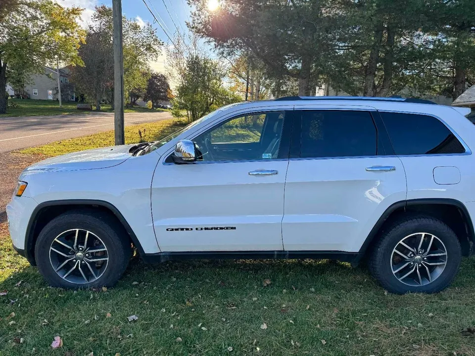 Jeep Grand Cherokee L 2017 photo 4