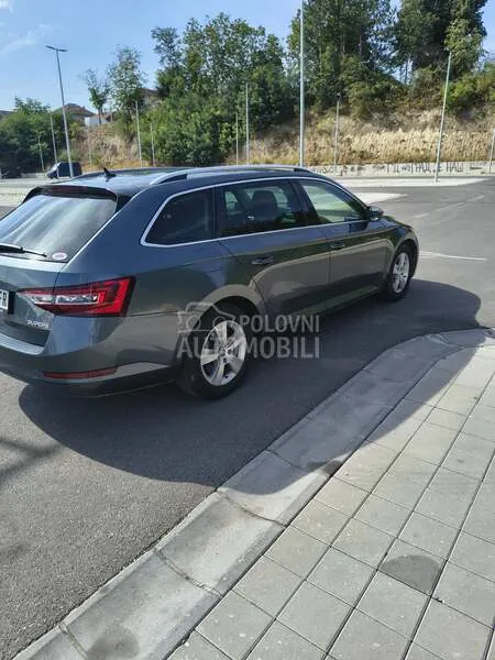 Skoda Superb 2018 photo 4