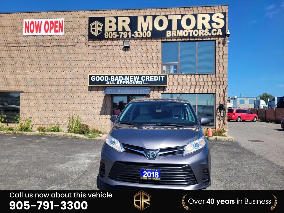 Toyota Sienna 2018 photo 2