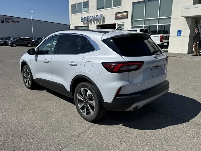 Ford Escape 2025 photo 2