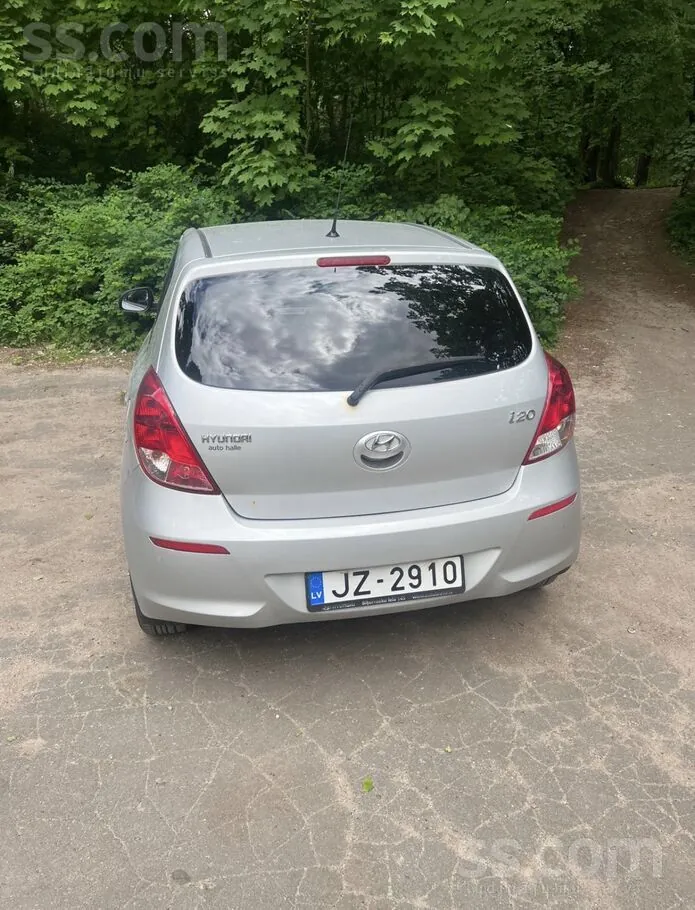 Hyundai I20 2015 photo 2