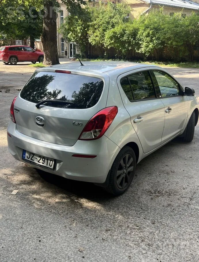 Hyundai I20 2015 photo 4