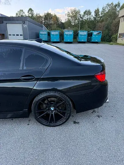 BMW 530D 2010 photo 3