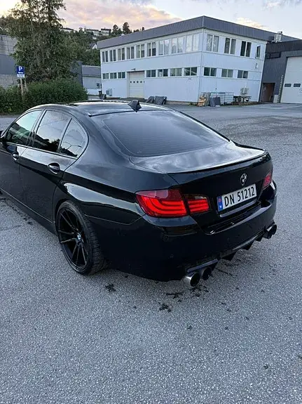 BMW 530D 2010 photo 4
