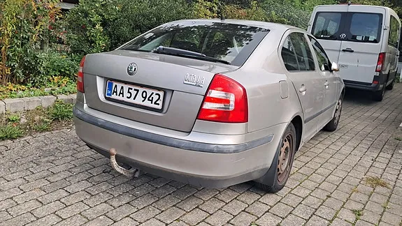 Skoda Octavia 2006 photo 3