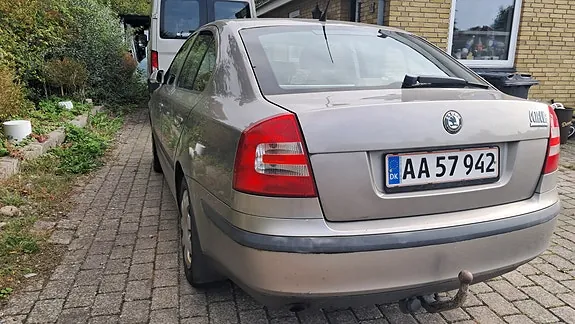 Skoda Octavia 2006 photo 4