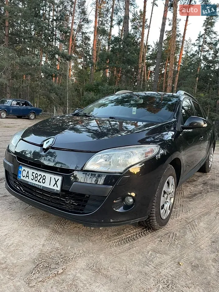 Renault Megane 2010 photo 3