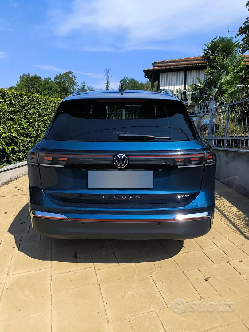 Volkswagen Tiguan 2024 photo 3
