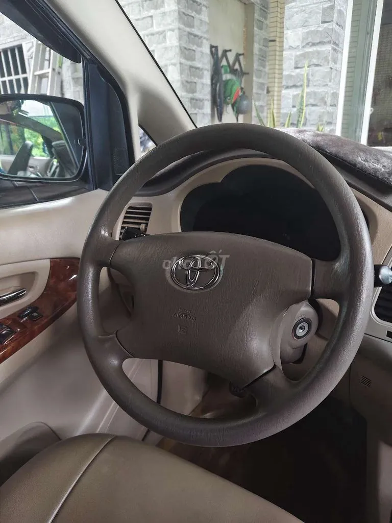 Toyota Innova 2008 photo 5