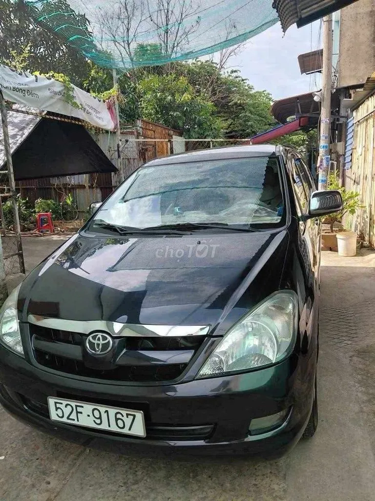 Toyota Innova 2008 photo 2