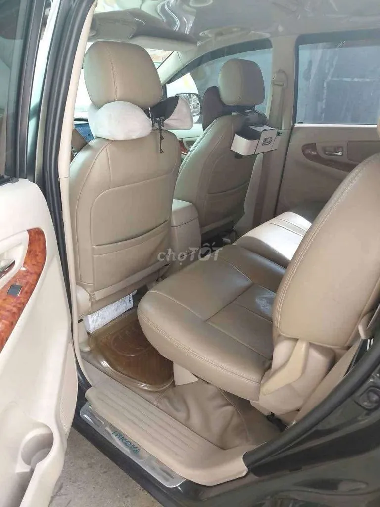 Toyota Innova 2008 photo 4