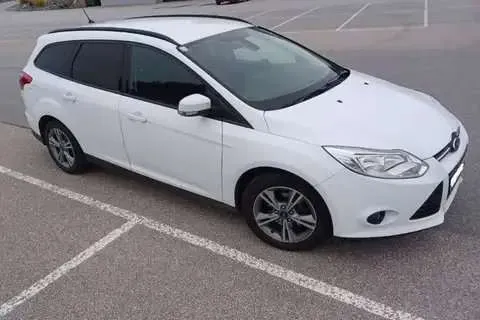 Ford Focus 2014 photo 3