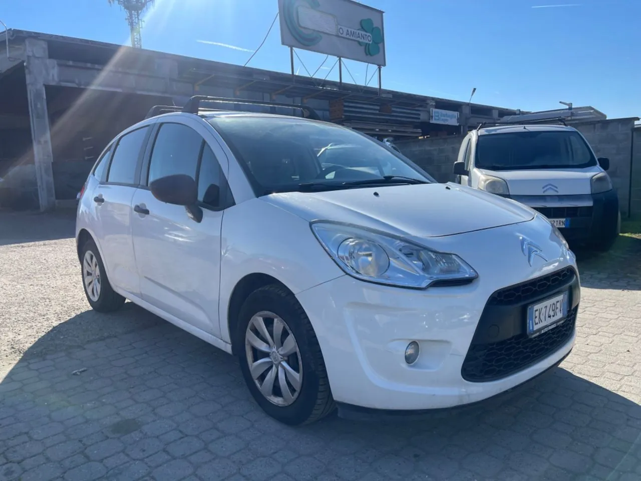 Citroen C3 2011 photo 2