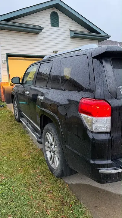 Toyota 4Runner 2012 photo 3