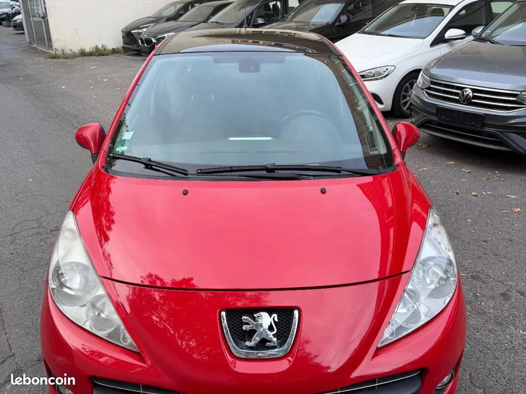 Peugeot 207 2010 photo 2