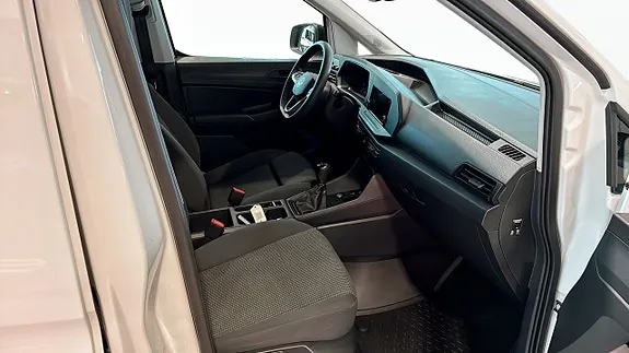 Volkswagen Caddy Maxi 2022 photo 3