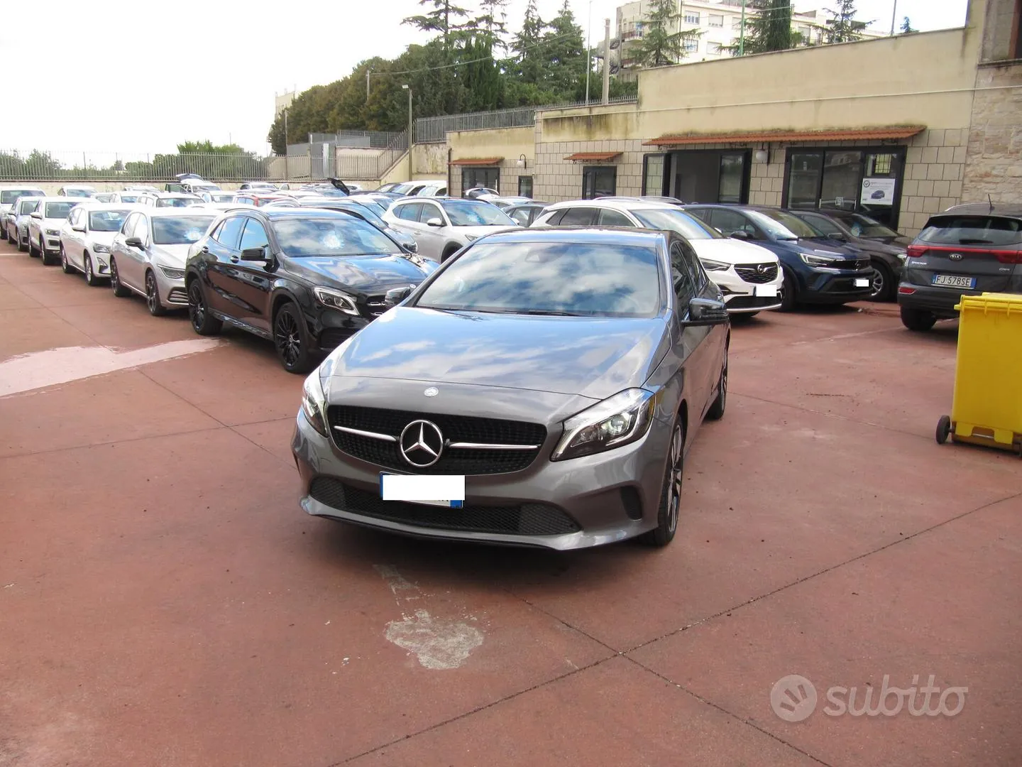 Mercedes-Benz A 180 2017 photo 2