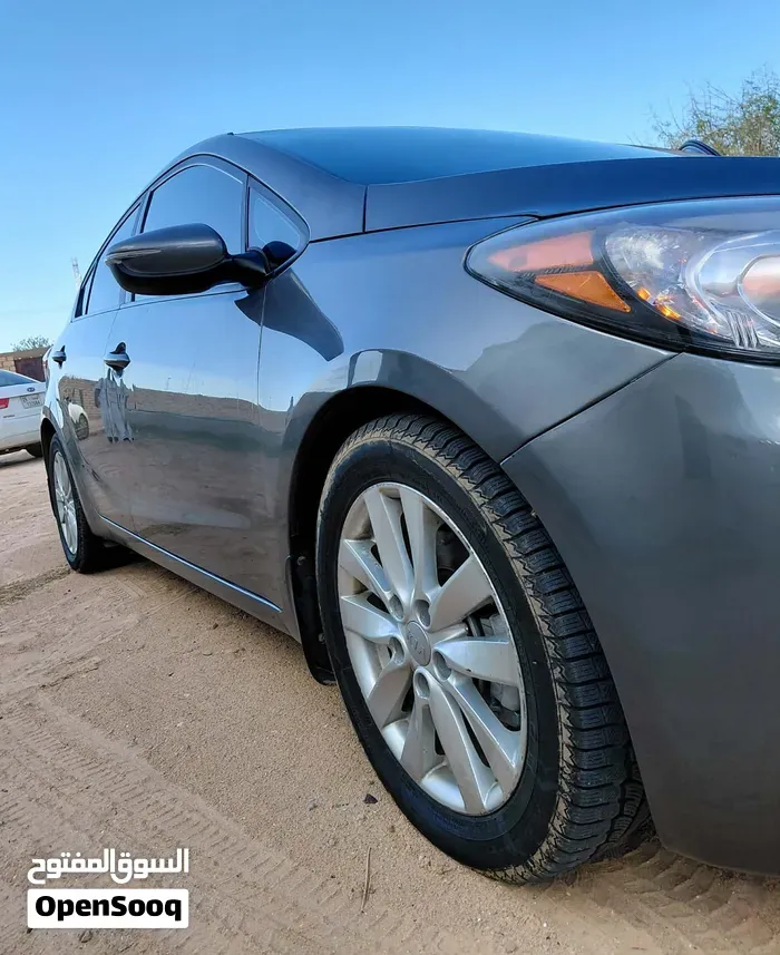 Kia Forte 2015 photo 4